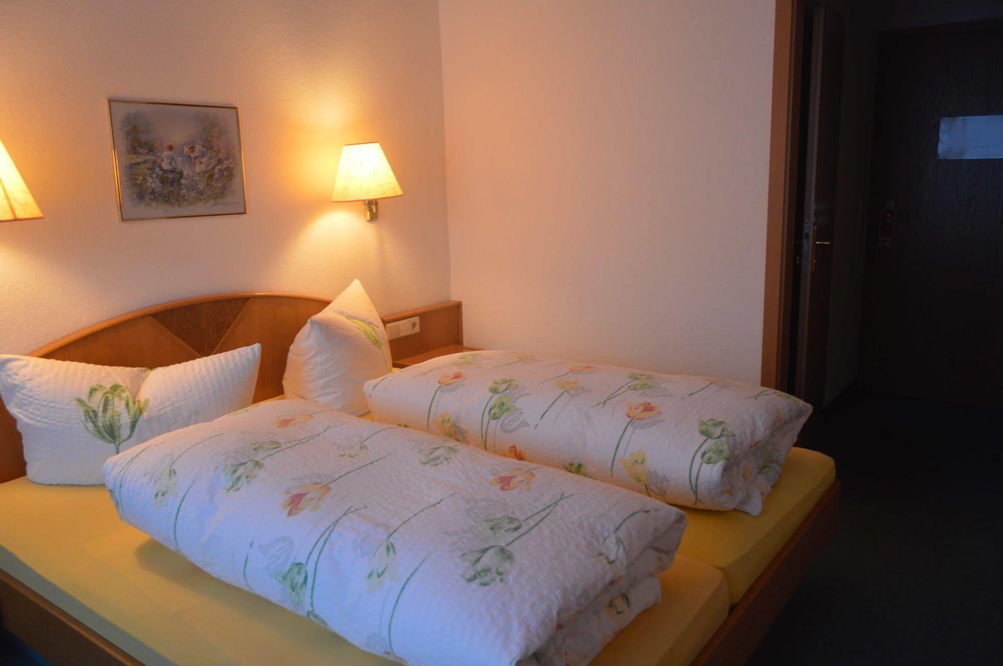 Garni Hotel Adler Post Baiersbronn Exteriör bild